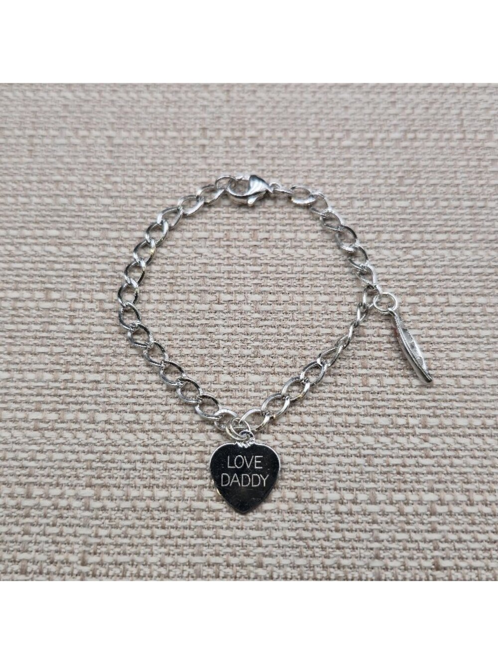 7 Inch Sterling Silver Love Daddy Engraved Heart Charm Curb Chain Bracelet A9108